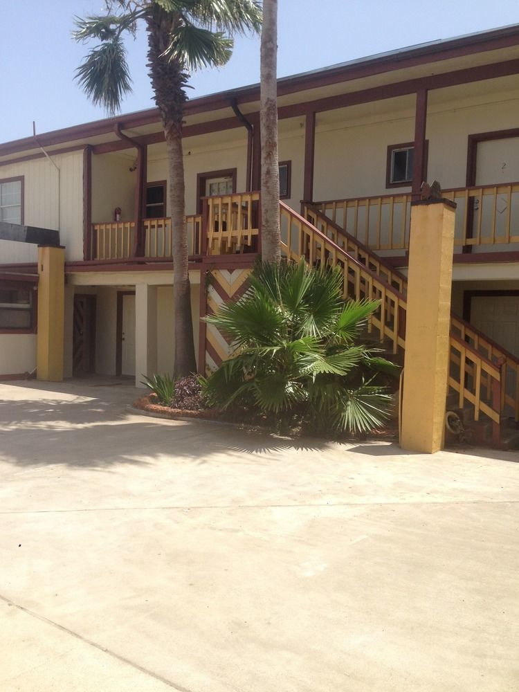 Capri Hotel 3*